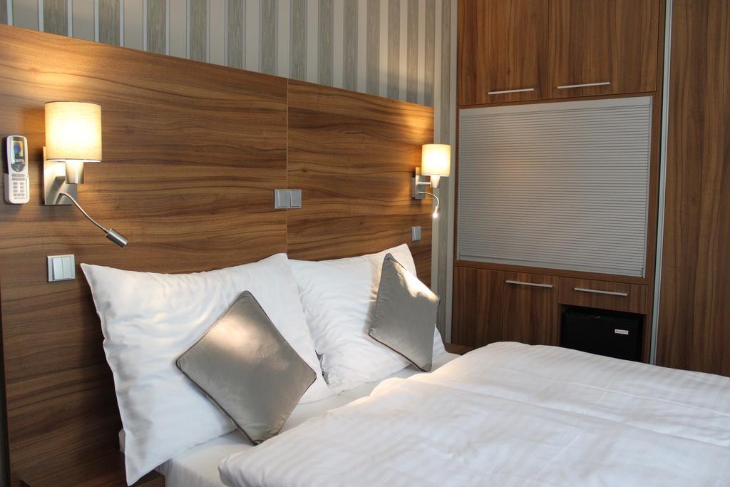 Hotel La Rosa Frýdek-Místek Extérieur photo
