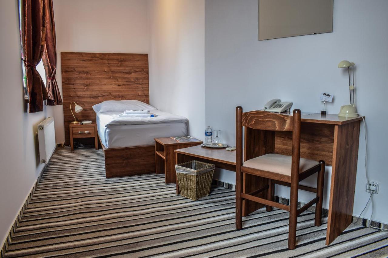 Hotel La Rosa Frýdek-Místek Extérieur photo