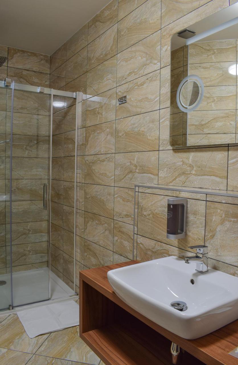 Hotel La Rosa Frýdek-Místek Extérieur photo