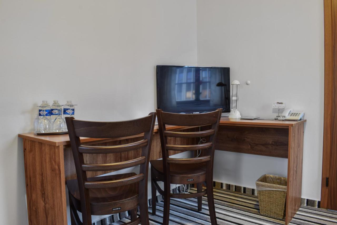 Hotel La Rosa Frýdek-Místek Extérieur photo