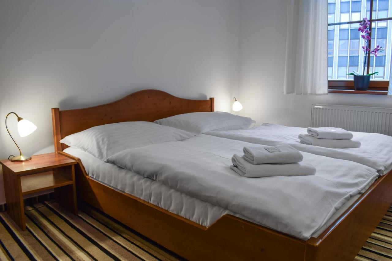Hotel La Rosa Frýdek-Místek Extérieur photo
